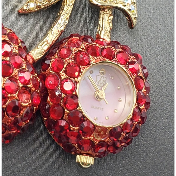 Suzanne Bjontegard Long Cherry Watch Necklace – Unworn Vintage – Red Rhinestones - Picture 3 of 8